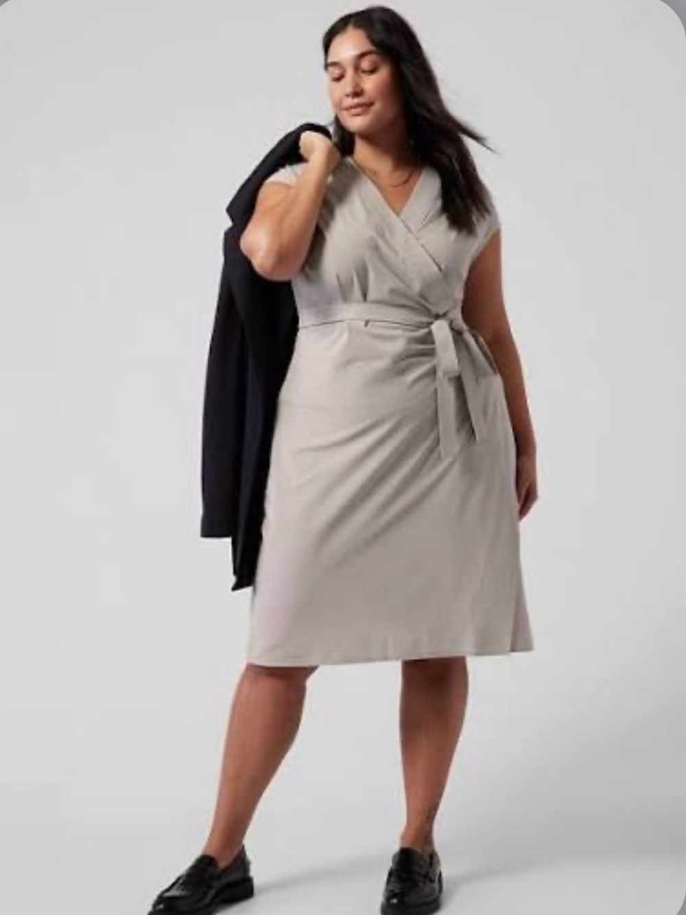 NWT Athleta Newport Wrap Dress Size XL
